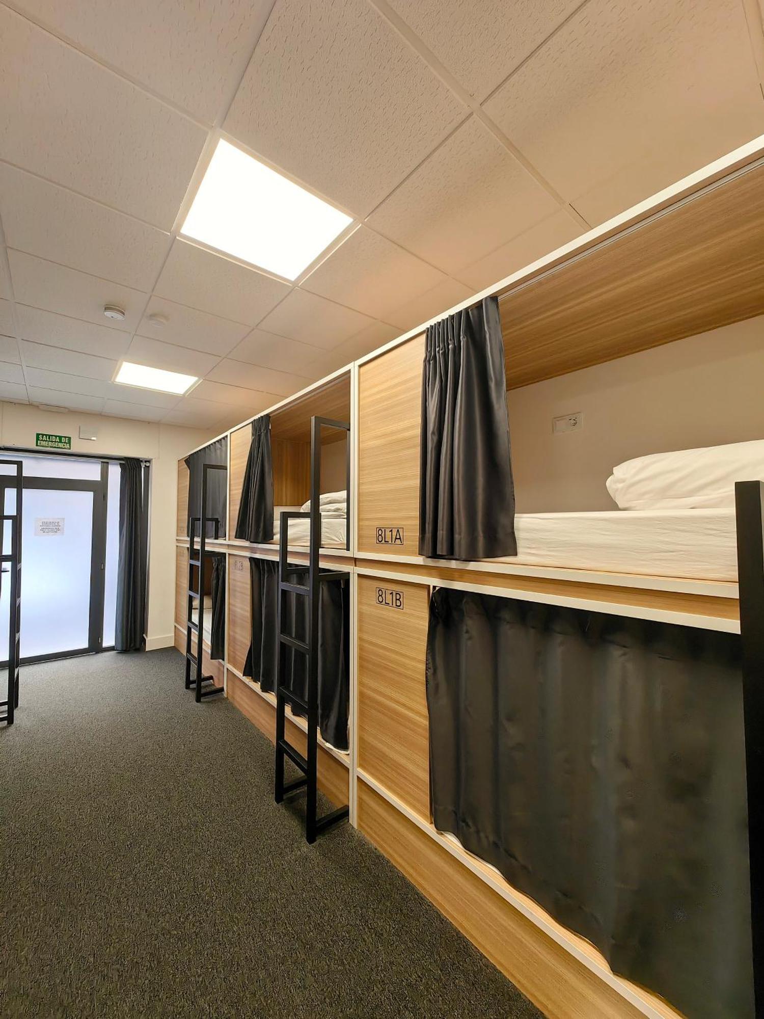 Hostel Siesta & Go Madrid Eksteriør billede